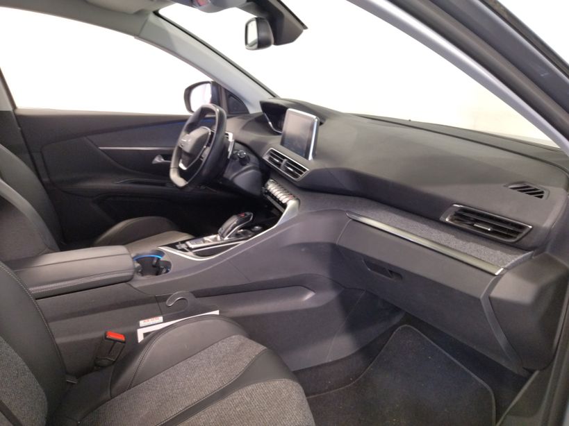PEUGEOT 3008 2019 - Photo n°8