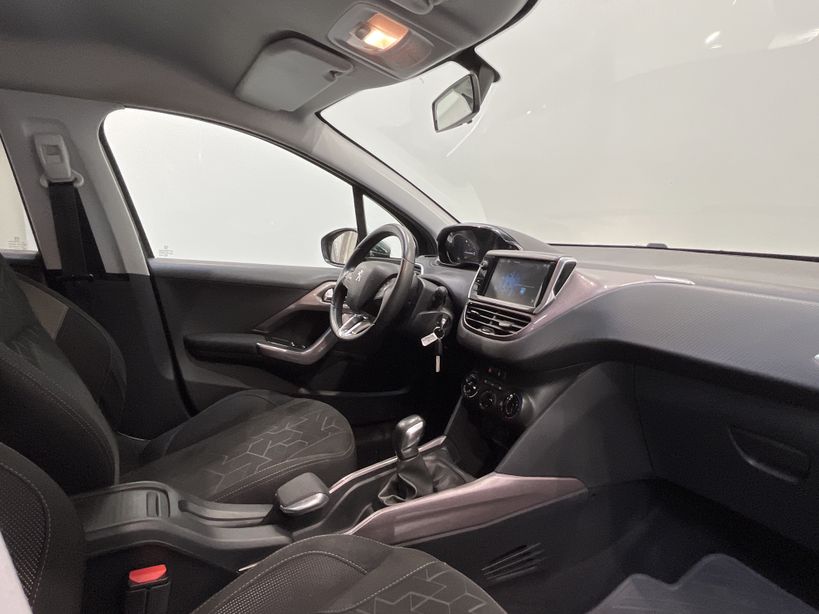 PEUGEOT 2008 2015 - Photo n°21