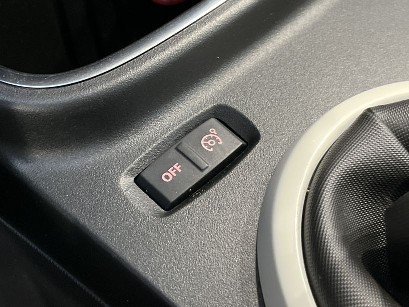 RENAULT TWINGO III 2020 - Photo n°17