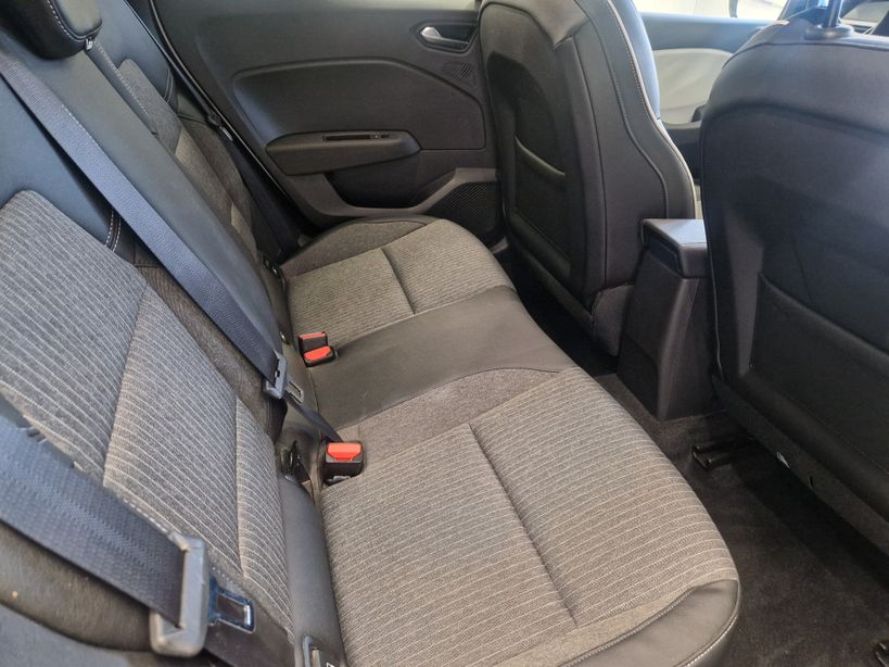 RENAULT CLIO V 2023 - Photo n°25