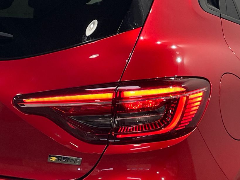 RENAULT CLIO V 2023 - Photo n°8