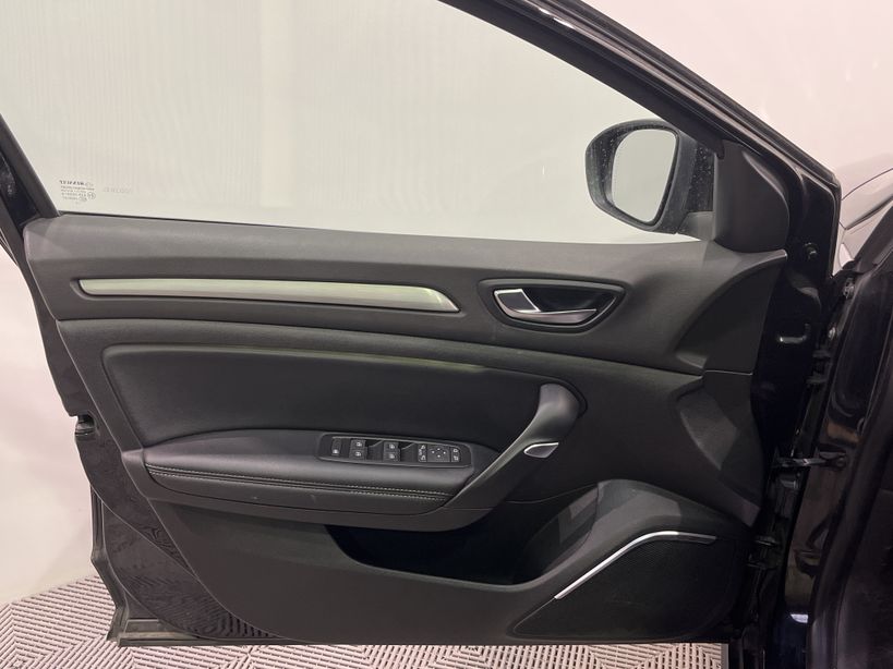RENAULT MEGANE IV ESTATE 2017 - Photo n°35