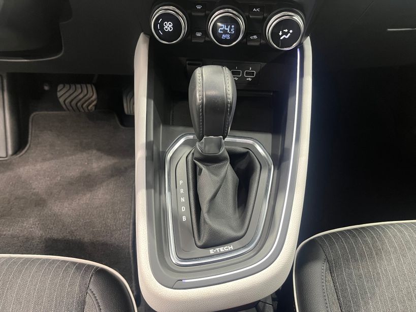 RENAULT CLIO V 2021 - Photo n°28