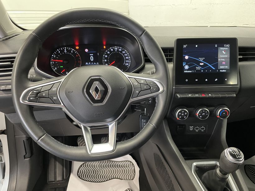 RENAULT CLIO V 2021 - Photo n°17