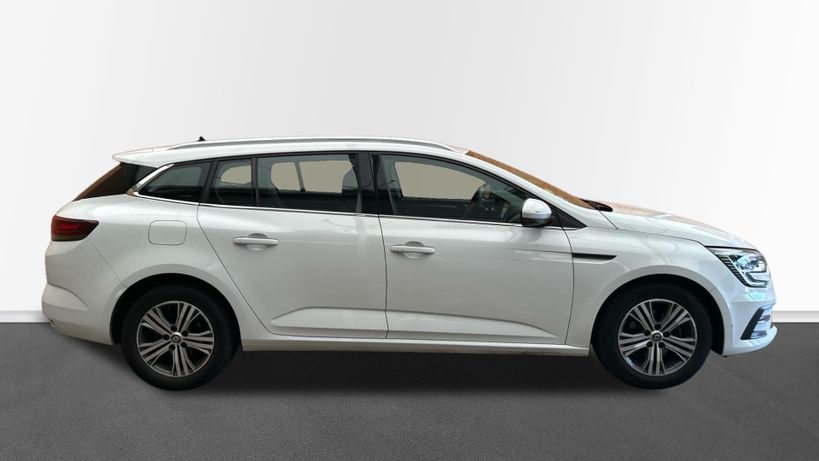 RENAULT MEGANE IV ESTATE 2023 - Photo n°6