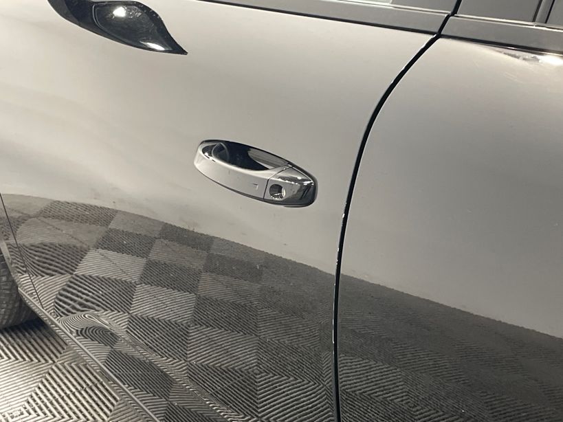 PEUGEOT 308 2023 - Photo n°2