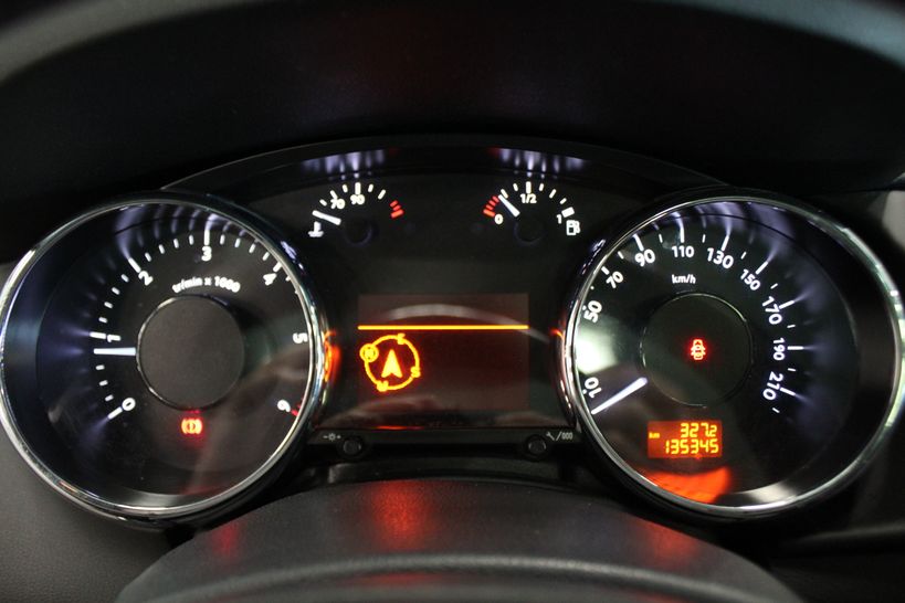 PEUGEOT 3008 2011 - Photo n°28