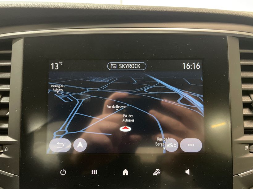 RENAULT MEGANE IV BERLINE 2023 - Photo n°15