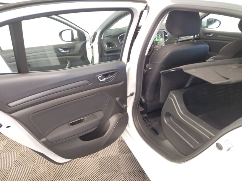 RENAULT MEGANE IV SOCIETE 2019 - Photo n°17
