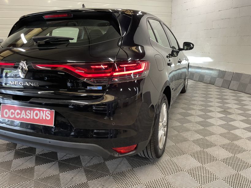 RENAULT MEGANE IV BERLINE 2021 - Photo n°37