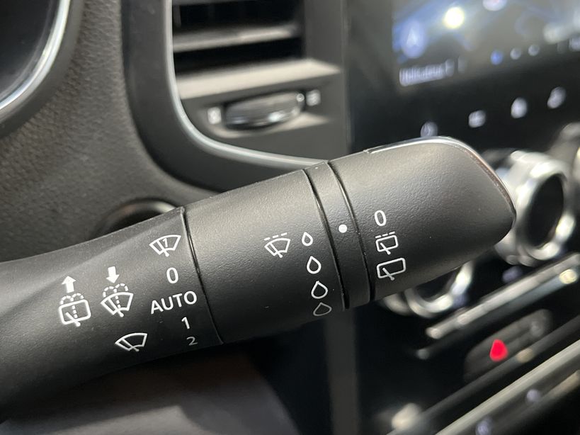 RENAULT MEGANE IV ESTATE 2022 - Photo n°28
