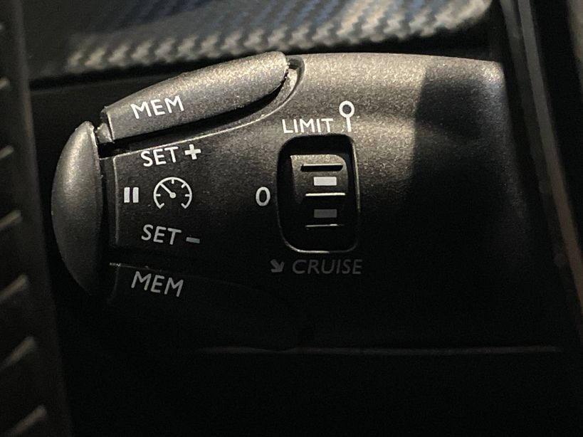 PEUGEOT 2008 2023 - Photo n°30