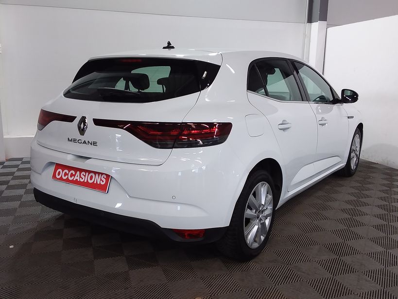 RENAULT MEGANE IV BERLINE 2021 - Photo n°4