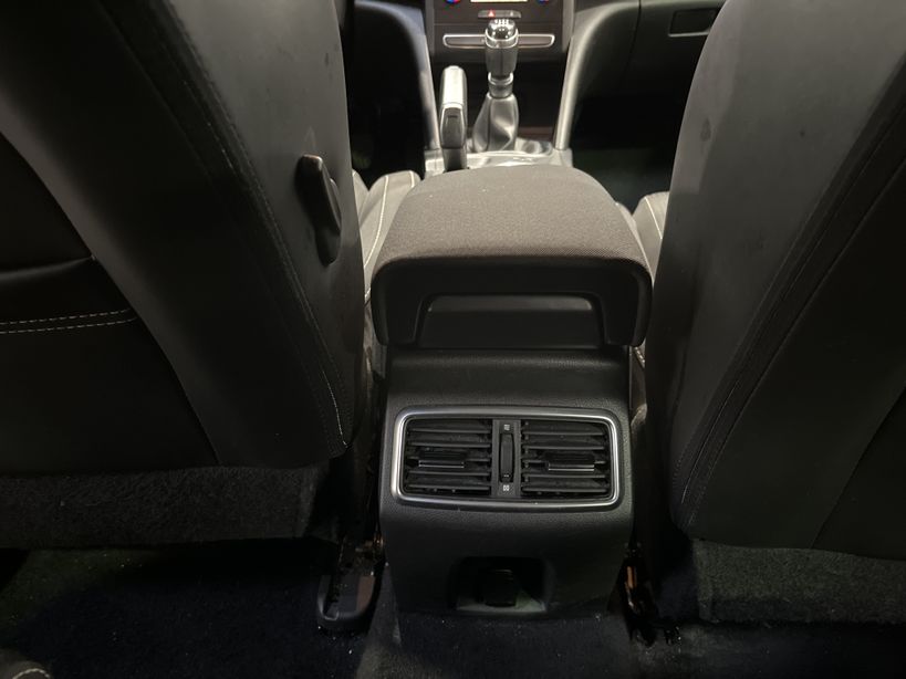 RENAULT MEGANE IV BERLINE BUSINESS 2020 - Photo n°39