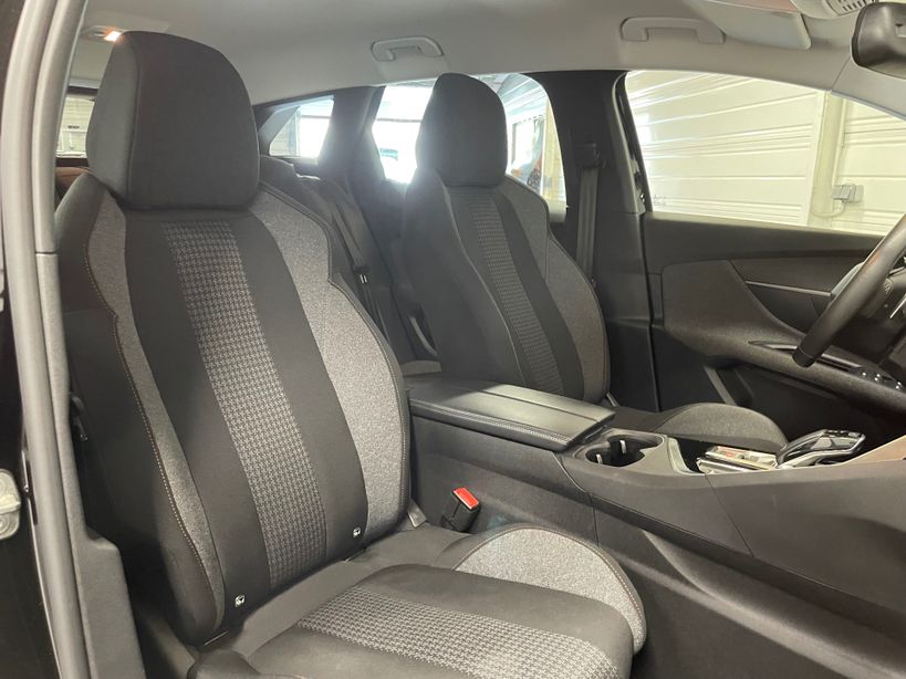 PEUGEOT 3008 2022 - Photo n°11