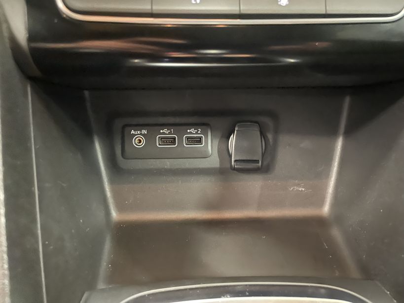 RENAULT MEGANE IV ESTATE 2021 - Photo n°26