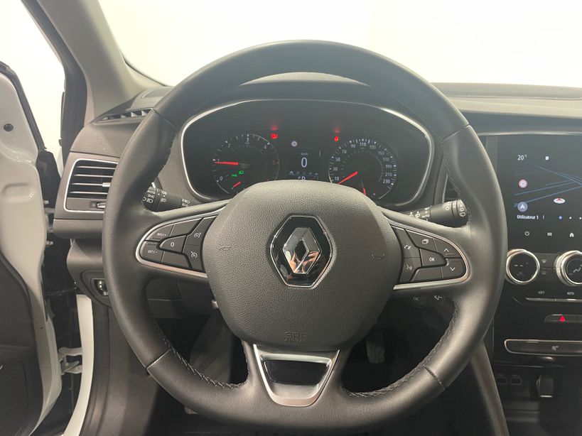 RENAULT MEGANE IV BERLINE 2021 - Photo n°11
