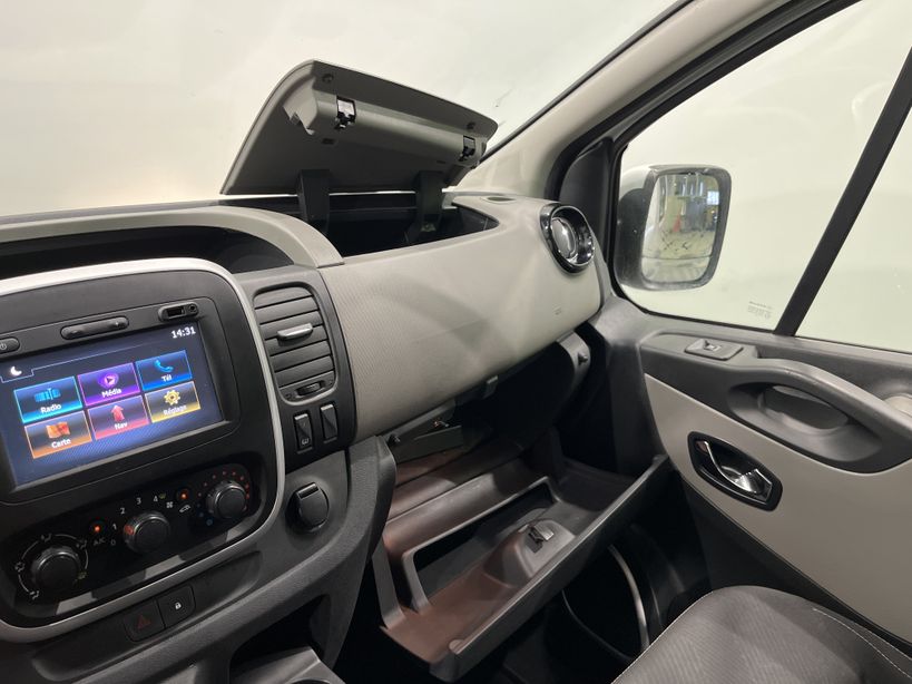 RENAULT TRAFIC COMBI 2016 - Photo n°23