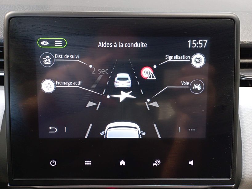 RENAULT CLIO V 2021 - Photo n°21