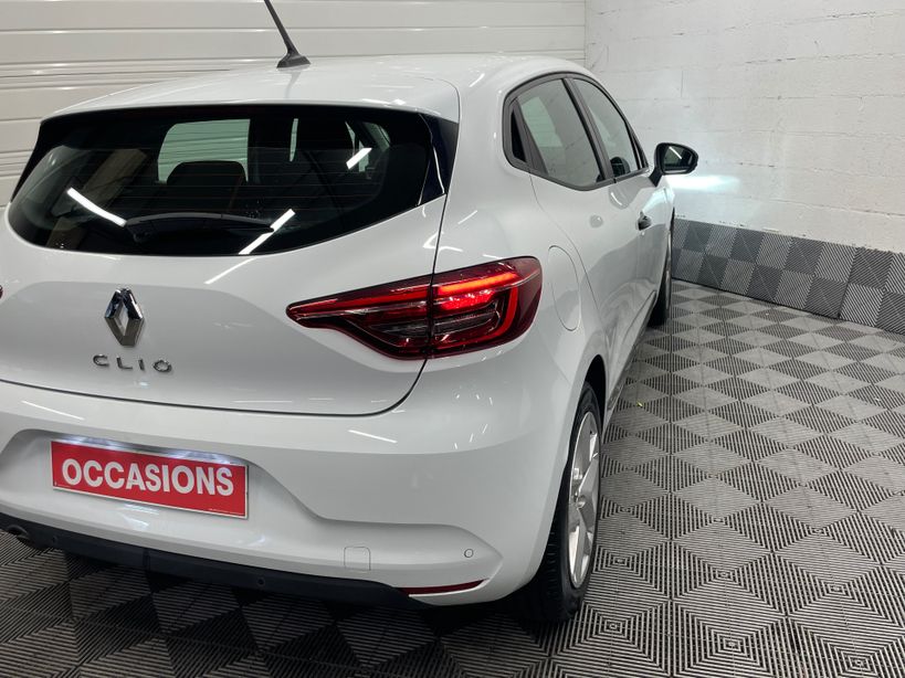 RENAULT CLIO V 2021 - Photo n°33