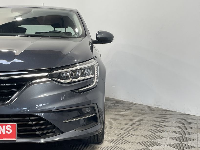 RENAULT MEGANE IV BERLINE 2021 - Photo n°7