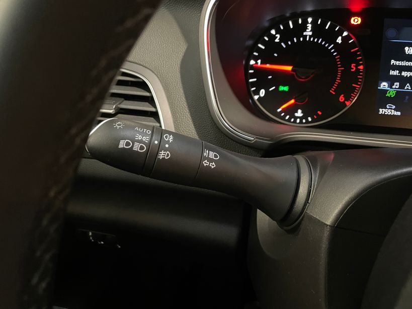 RENAULT MEGANE IV BERLINE 2022 - Photo n°31