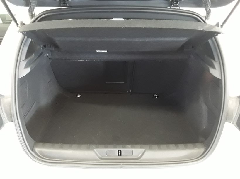PEUGEOT 308 2019 - Photo n°11