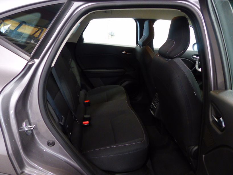 RENAULT CAPTUR 2021 - Photo n°7