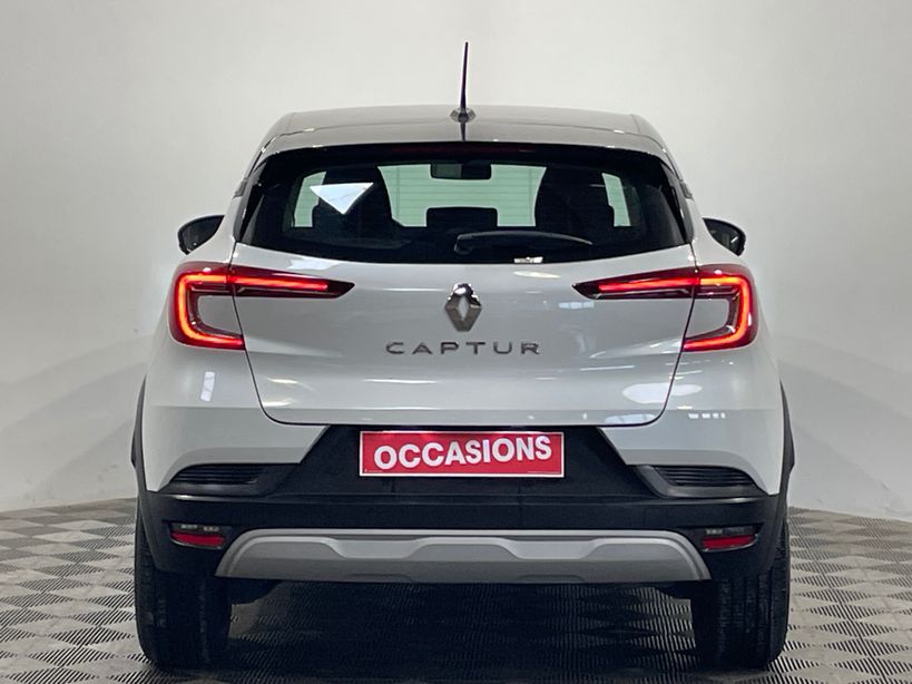 RENAULT CAPTUR 2022 - Photo n°6