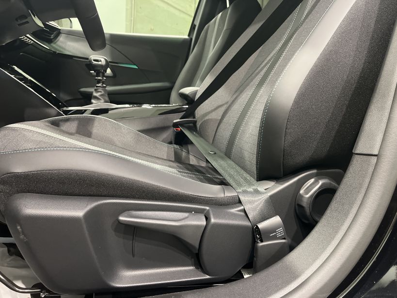 PEUGEOT 208 2023 - Photo n°36