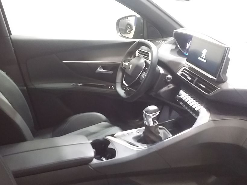 PEUGEOT 5008 2024 - Photo n°8