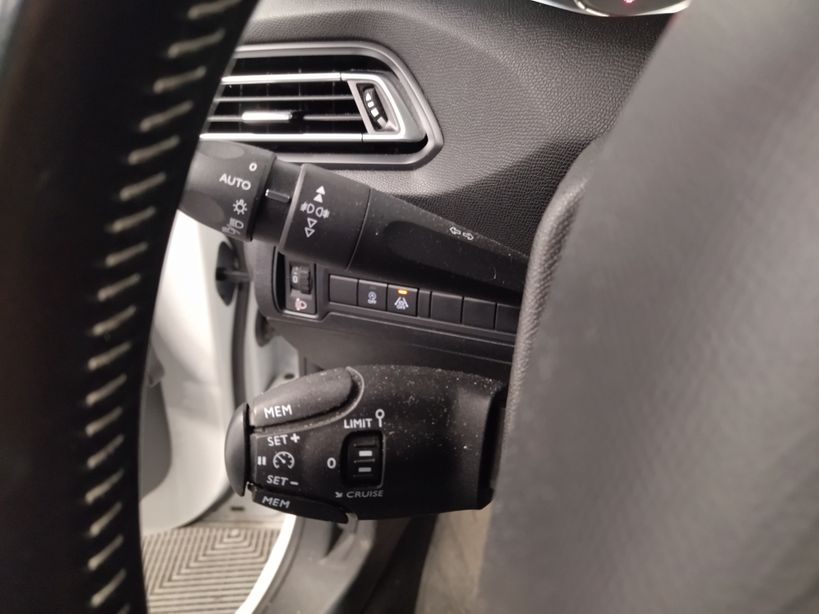 PEUGEOT 308 2017 - Photo n°28