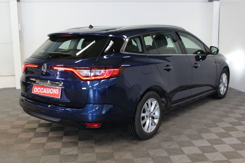 RENAULT MEGANE IV ESTATE 2017 - Photo n°4