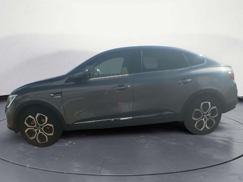 RENAULT ARKANA 2023 - Photo n°8