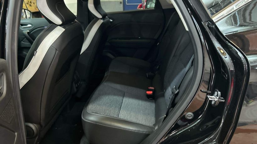 RENAULT CAPTUR 2022 - Photo n°12