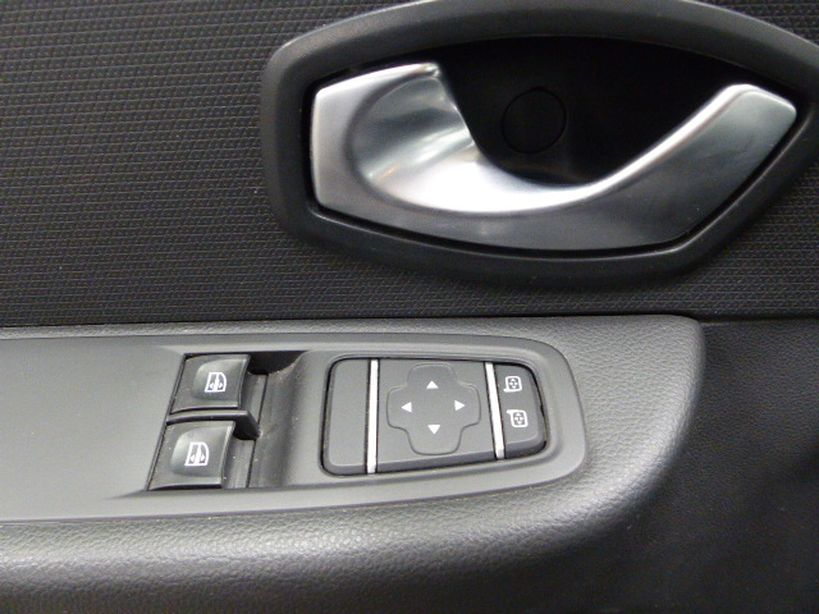 RENAULT CLIO IV BUSINESS 2019 - Photo n°15