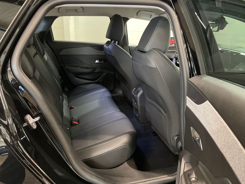 PEUGEOT 308 SW 2023 - Photo n°8