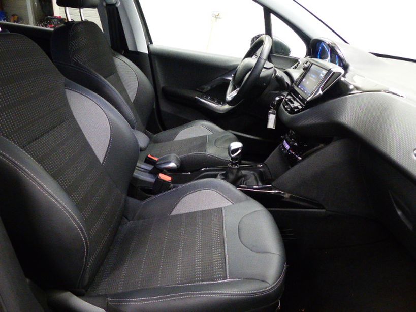 PEUGEOT 2008 2019 - Photo n°6