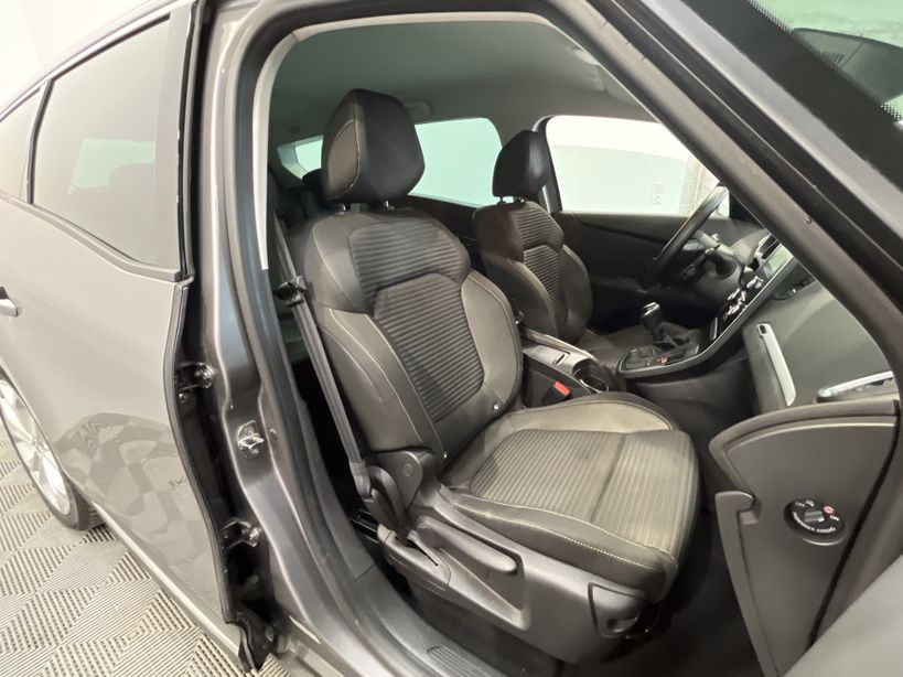 RENAULT GRAND SCENIC IV BUSINESS 2020 - Photo n°43