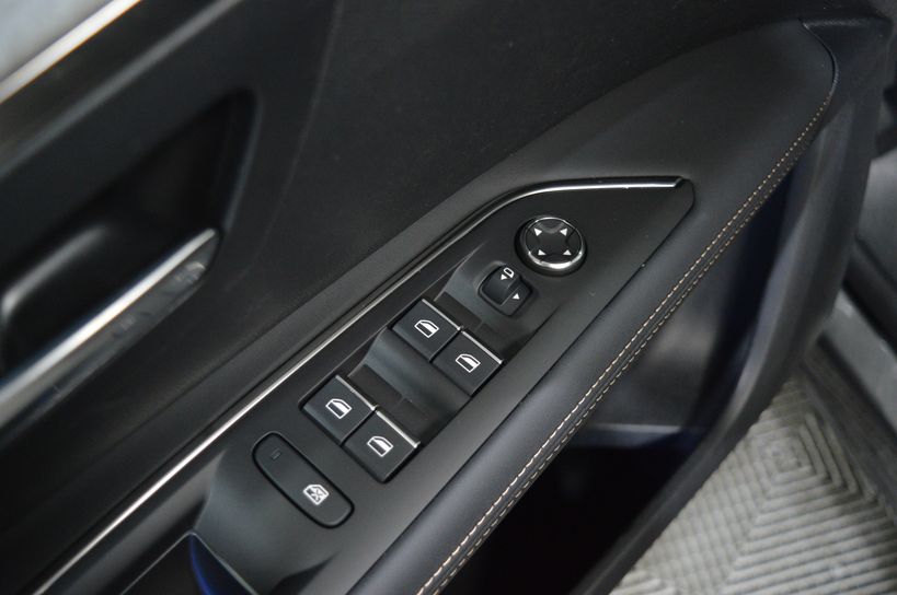 PEUGEOT 3008 2021 - Photo n°27