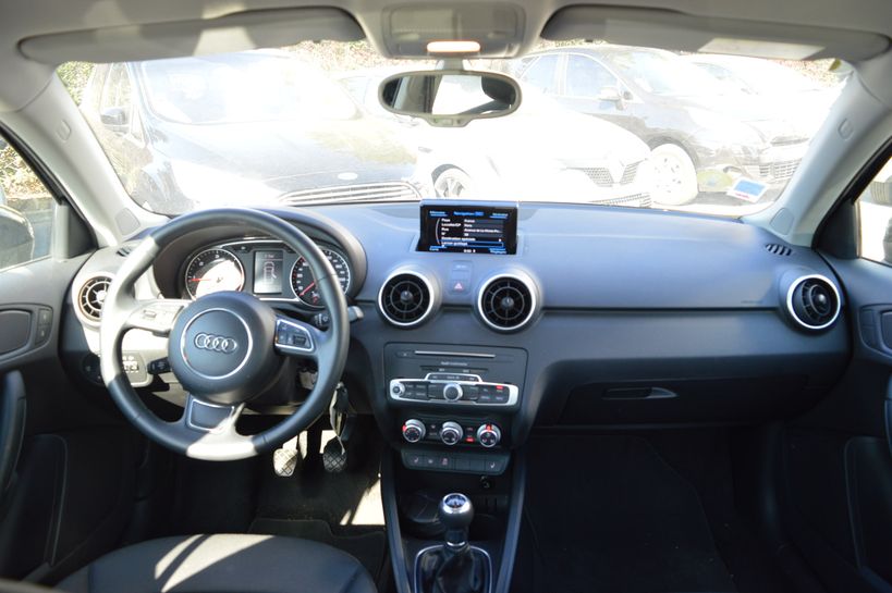 AUDI A1 SPORTBACK BUSINESS 2015 - Photo n°7