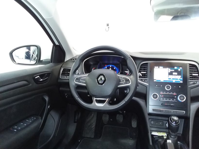 RENAULT MEGANE IV BERLINE BUSINESS 2016 - Photo n°11