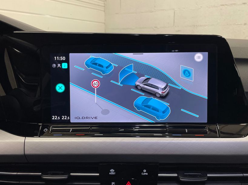 VOLKSWAGEN GOLF 2023 - Photo n°30