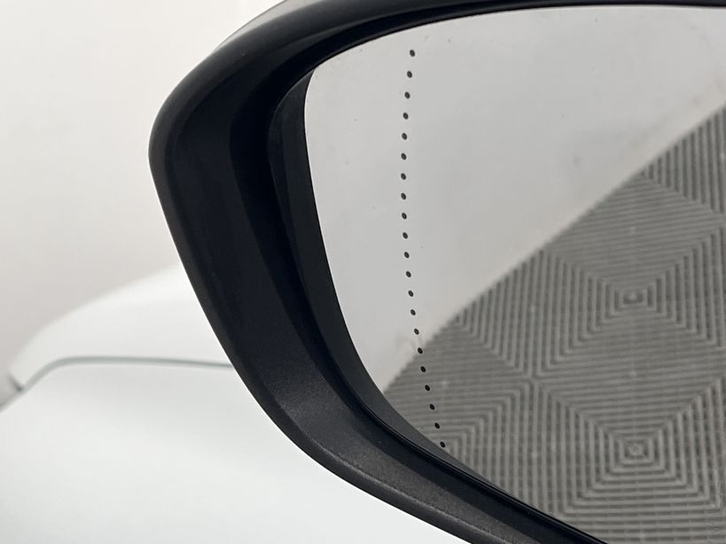 RENAULT MEGANE IV BERLINE 2021 - Photo n°45