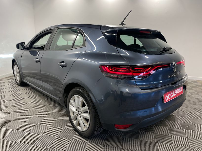 RENAULT MEGANE IV BERLINE 2022 - Photo n°8