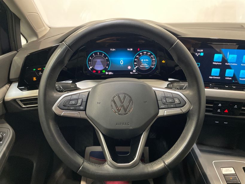 VOLKSWAGEN GOLF 2023 - Photo n°11