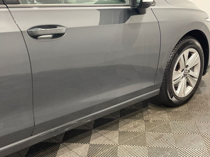 VOLKSWAGEN GOLF 2023 - Photo n°1