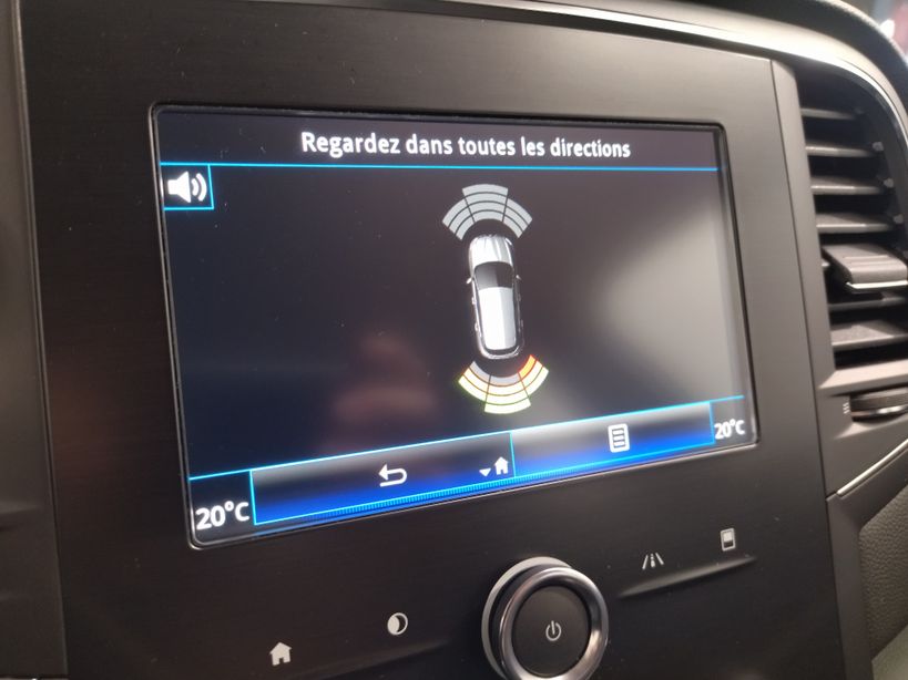 RENAULT MEGANE IV BERLINE BUSINESS 2019 - Photo n°8