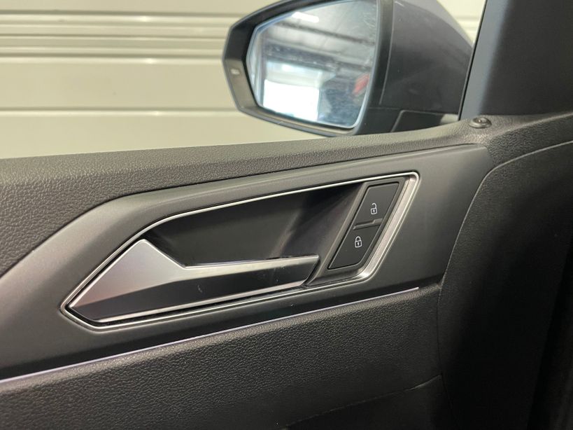 VOLKSWAGEN POLO 2023 - Photo n°17