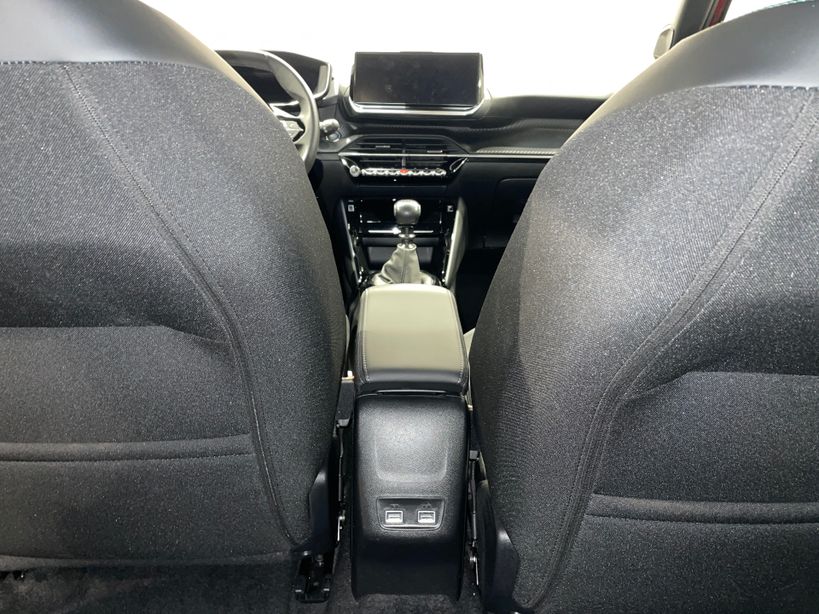 PEUGEOT 2008 2023 - Photo n°39